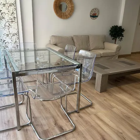 Daire Solguest Apt Centro 1ª Linea De Playa Estepona