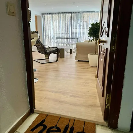 Solguest Apt Centro 1ª Linea De Playa 에스테포나
