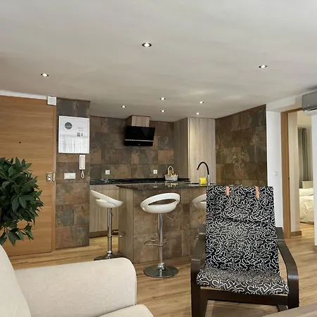 Solguest Apt Centro 1ª Linea De Playa * Estepona